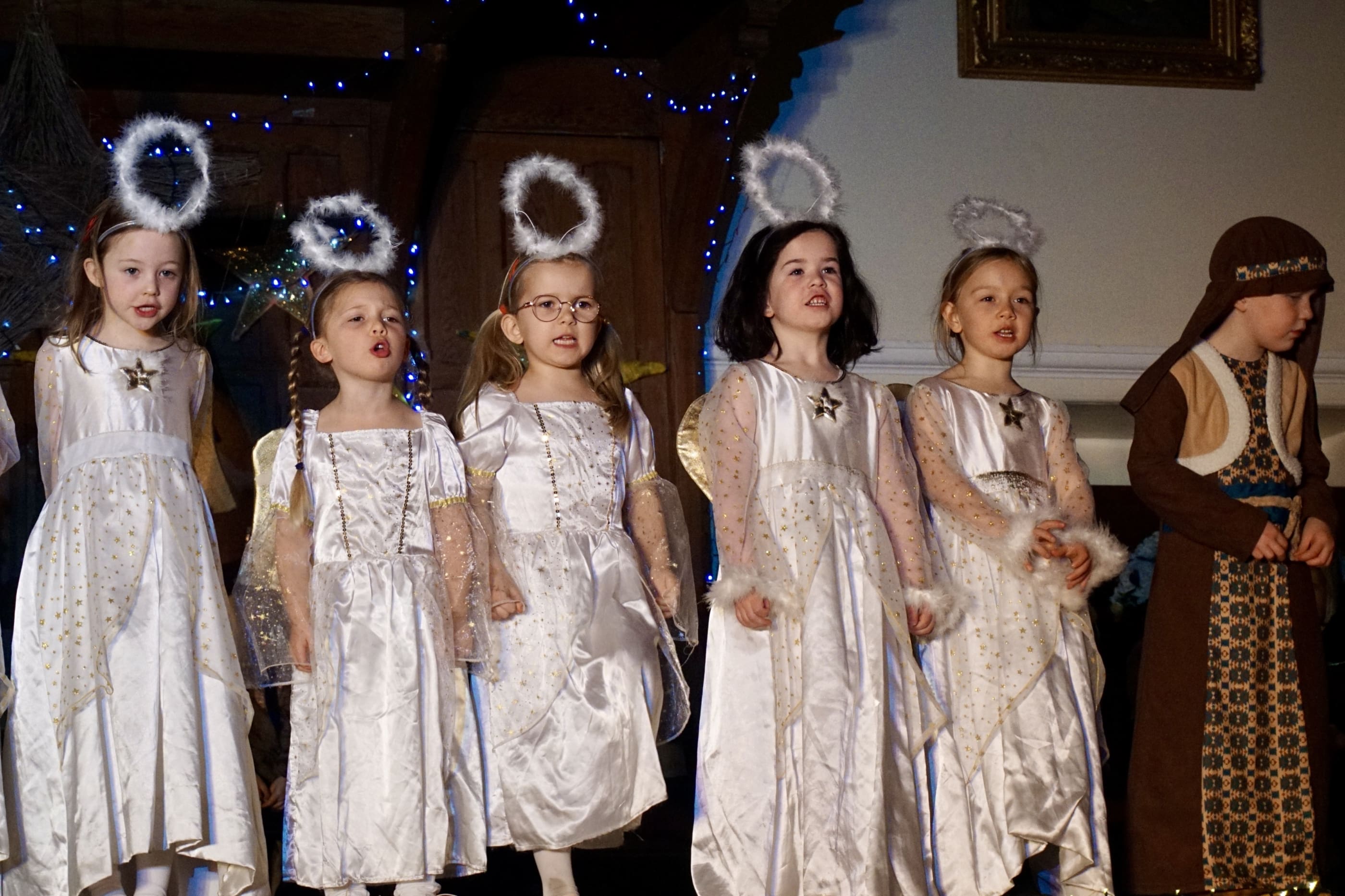 The Inn Nativity The Inn Crowd: Years 1 - 3 Nativity | News | St Leonards School, St Andrews